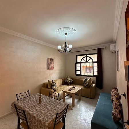 Lovely 2-Bedroom Appartement Marrákes Kültér fotó